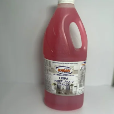 Limpa-Porcelanato-Caricia-Radan-2l-e-5l